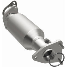 Load image into Gallery viewer, MagnaFlow 05-06 Nissan Pathfinder 4.0L Direct Fit Converter