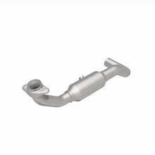 Load image into Gallery viewer, MagnaFlow 05-06 Ford Expedition 5.4L Direct Fit Converter