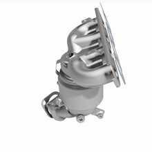 Load image into Gallery viewer, Magnaflow 14-16 Kia Forte 1.8L Direct Fit Cat Converter