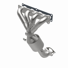 Load image into Gallery viewer, MagnaFlow 15-17 Chrysler 200 2.4L OEM Manifold Direct Fit Converter