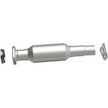 Load image into Gallery viewer, MagnaFlow 04-06 Toyota Sienna 3.3L Direct Fit Converter