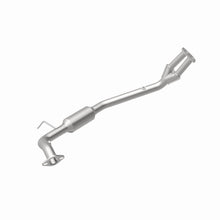 Load image into Gallery viewer, MagnaFlow 98-99 Isuzu Amigo 2.2L Direct Fit Converter