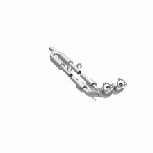 Load image into Gallery viewer, MagnaFlow 2006 Volkswagen Passat 3.6L Direct Fit Converter