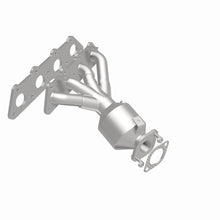 Load image into Gallery viewer, MagnaFlow Direct Fit Catalytic Converter 12-17 Hyundai Accent 1.6L
