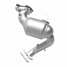 Load image into Gallery viewer, MagnaFlow 15-16 Chrysler 200 3.6L OEM Manifold Direct Fit Converter