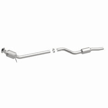 Load image into Gallery viewer, MagnaFlow 12-14 C350 V6 3.5 OEM Underbody Direct Fit Converter