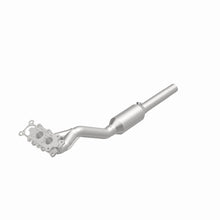 Load image into Gallery viewer, MagnaFlow 98-01 Volkswagen Beetle 2.0L Direct Fit Converter