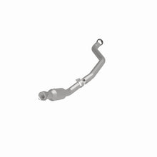 Load image into Gallery viewer, MagnaFlow Direct Fit Catalytic Converter 13-14 Mercedes-Benz GL450 V8 4.6 OEM Underbody