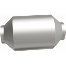 Load image into Gallery viewer, MagnaFlow Universal Catalytic Converter 2.5in Spun CA