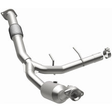 Load image into Gallery viewer, MagnaFlow 18-21 Ford Expedition Right Underbody 3.5L Direct Fit Catalytic Converter