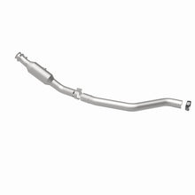 Load image into Gallery viewer, MagnaFlow Direct Fit Catalytic Converter 13-14 Mercedes-Benz GL450 V8 4.6 OEM Underbody