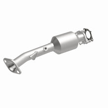Load image into Gallery viewer, MagnaFlow 13-15 NV200 2 Underbody Direct Fit Converter