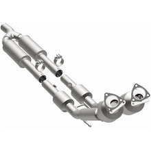 Load image into Gallery viewer, MagnaFlow 06-08 Volkswagen Passat 3.6L Direct Fit Converter