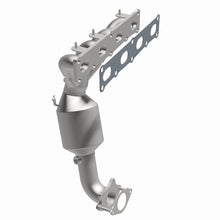 Load image into Gallery viewer, MagnaFlow 15-17 Chrysler 200 2.4L OEM Manifold Direct Fit Converter