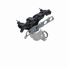 Load image into Gallery viewer, MagnaFlow 04-05 Chevrolet Colorado 2.8L Direct Fit Converter