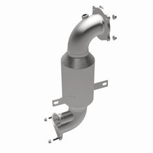 Load image into Gallery viewer, MagnaFlow Direct Fit Catalytic Converter 18-20 Alfa Romeo Giulia Single Underbody 2L