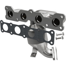 Load image into Gallery viewer, MagnaFlow 2015 Kia Optima 2.4L Direct Fit Catalytic Converter