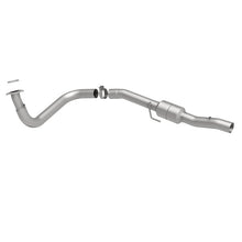 Load image into Gallery viewer, MagnaFlow 2004 Chevrolet Silverado 2500 HD 6.0L Direct Fit Converter