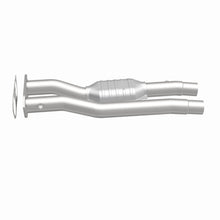 Load image into Gallery viewer, MagnaFlow 96-99 Chevy C2500 Suburban 7.4L Direct Fit Converter