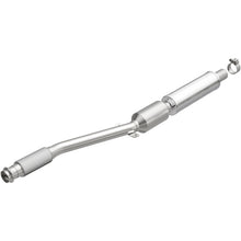 Load image into Gallery viewer, MagnaFlow 11-16 Cooper Countryman L4 1.6 OEM Underbody Direct Fit Converter