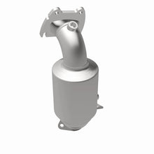 Load image into Gallery viewer, MagnaFlow 15-16 Chrysler 200 3.6L OEM Manifold Direct Fit Converter