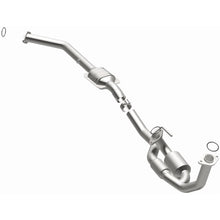 Load image into Gallery viewer, MagnaFlow 98-00 Sienna V6 3 OEM Underbody Direct Fit Converter