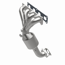 Load image into Gallery viewer, MagnaFlow 15-17 Chrysler 200 2.4L OEM Manifold Direct Fit Converter