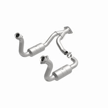 Load image into Gallery viewer, MagnaFlow 08-10 Ford F-250 Super Duty 5.4L Direct Fit Converter