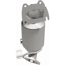 Load image into Gallery viewer, MagnaFlow 15-16 Chrysler 200 3.6L OEM Manifold Direct Fit Converter