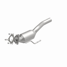 Load image into Gallery viewer, MagnaFlow 04-06 Volkswagen Touareg 3.2L Direct Fit Converter