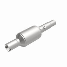 Load image into Gallery viewer, MagnaFlow 96-98 Jeep Cherokee 2.5L Direct Fit Converter