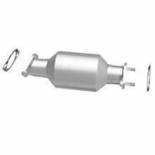 Load image into Gallery viewer, MagnaFlow 11-12 Sedona 3.5L Underbody Direct Fit Converter