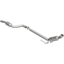 Load image into Gallery viewer, MagnaFlow 12-16 E350 V6 3.5 OEM Underbody Direct Fit Converter
