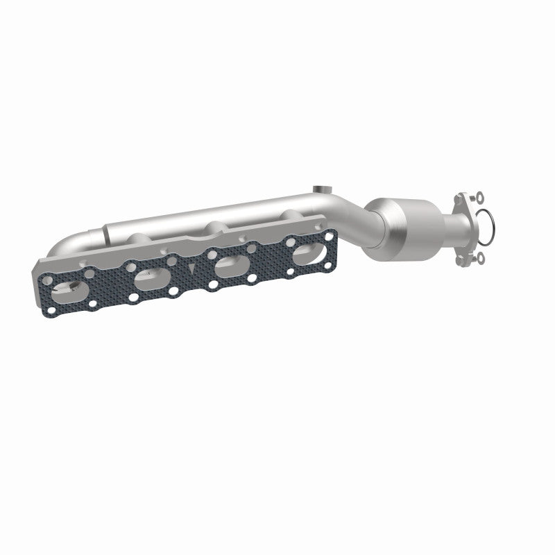 MagnaFlow 2004 Nissan Titan 5.6L Direct Fit Converter
