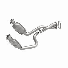 Load image into Gallery viewer, MagnaFlow 2005 Ford F-250 Super Duty 6.8L Direct Fit Converter