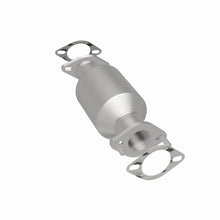 Load image into Gallery viewer, MagnaFlow 11-12 Sedona 3.5L Underbody Direct Fit Converter