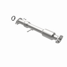 Load image into Gallery viewer, MagnaFlow 14-15 Toyota Highlander 3.5L Direct Fit Converter