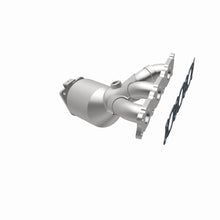 Load image into Gallery viewer, MagnaFlow 2007 XC90 3.2L Underbody Direct Fit Converter