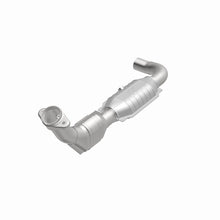 Load image into Gallery viewer, MagnaFlow 99-00 Ford Exped 4.6L Direct Fit Converter