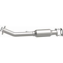 Load image into Gallery viewer, MagnaFlow 2004 Nissan Titan 5.6L Direct Fit Converter