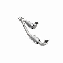 Load image into Gallery viewer, MagnaFlow 95-97 Ford Windstar 3.8L Direct Fit Converter