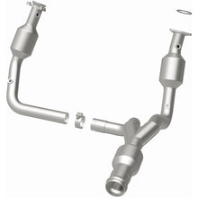 Load image into Gallery viewer, MagnaFlow 15-16 Cadillac Escalade 6.2L Direct Fit Converter