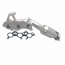 Load image into Gallery viewer, MagnaFlow 2013 FJ Cruiser V6 4 OEM Manifold Direct Fit Converter