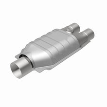 Load image into Gallery viewer, MagnaFlow 2.5in./2in. S/D CAOBDII Universal Converter