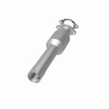 Load image into Gallery viewer, MagnaFlow 02-06 Sierra 2500HD 6.0L Direct Fit Converter