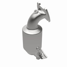 Load image into Gallery viewer, MagnaFlow 15-16 Chrysler 200 3.6L OEM Manifold Direct Fit Converter