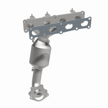 Load image into Gallery viewer, MagnaFlow 15-17 Chrysler 200 2.4L OEM Manifold Direct Fit Converter