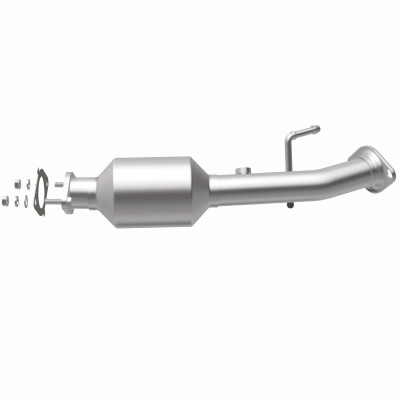 MagnaFlow California Direct Fit Catalytic Converter 13-15 Nissan NV200 2.0L