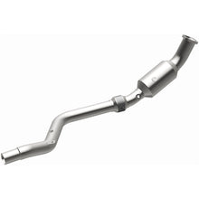 Load image into Gallery viewer, MagnaFlow 05-06 Chrysler 300 3.5L Direct Fit Converter