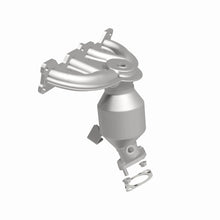 Load image into Gallery viewer, MagnaFlow Direct Fit Catalytic Converter 11-15 Kia Sportage OEM Manifold